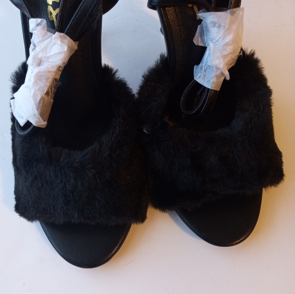 SOLD!Lulu's faux fur ankle strap high heel sandals - Picture 7 of 10